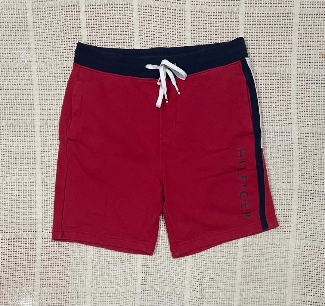 Tommy Hilfiger Essential Fleece Sweat Short (Category: Luxury Apparel) located in Bacolod City. Submitted by abkicks_apparel (Listing ID 1469729491, Image 1). Description: Tommy Hilfiger Essential Fleece Sweat Short Medium on Tag W32 34 L19 Authentic Original Excellent Condition No Hidden Issues .
