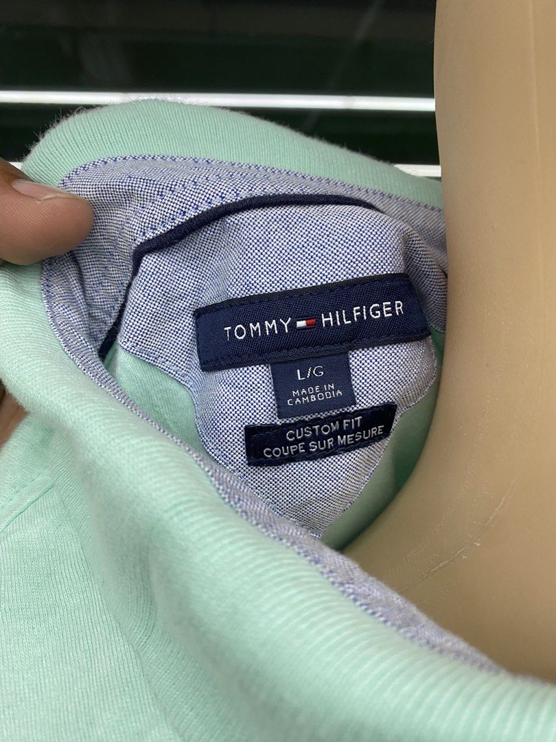 TOMMY HILFIGER POLOSHIRT (Category: Formal Shirts) located in Balamban. Submitted by anikdotal (Listing ID 1469592661, Image 3). Description: TOMMY HILFIGER POLOSHIRT Size(Large) Length(27) Width(21) Color rate(9.8/10) Excellent Condition No Issue❌ Price+Sf📨 📍Balamban Cebu.