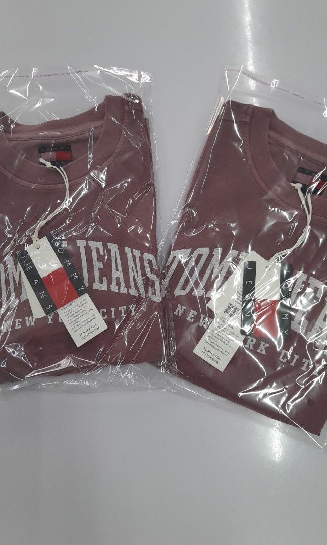 Tommy Hilfiger Tee (Category: Blouses) located in Victoria. Submitted by wearnsel (Listing ID 1469582073, Image 3). Description: Womens Classic Fit 💯 Original Brandnew Available size: Xsmall W18.5 x L23 Medium W20 x L23 ❌️SOLD❌️ P2,199 Items from Australia DISCLAIMER: We are not affiliated with any of the brands mentioned in our post. All copyrights are solely of the original brand owner..