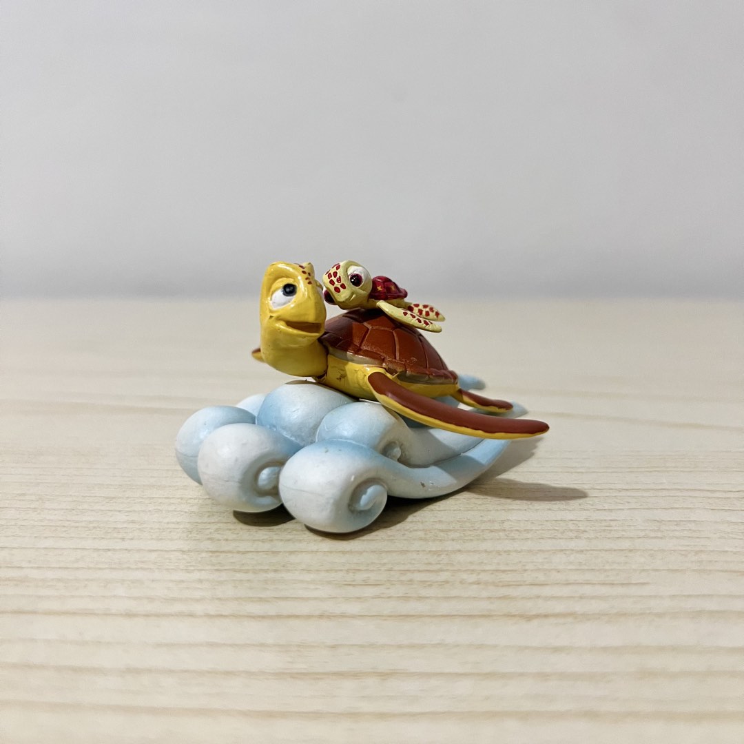 Nemo Mobile Tomy Disney Pixar Finding Nemo Figure 6x3.5cm - Php 250 NOTE: w/ minor ...