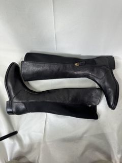 (Category: ) located in . Submitted by thefashiongarage.co (Listing ID 1469602309, Image 1). Description: .