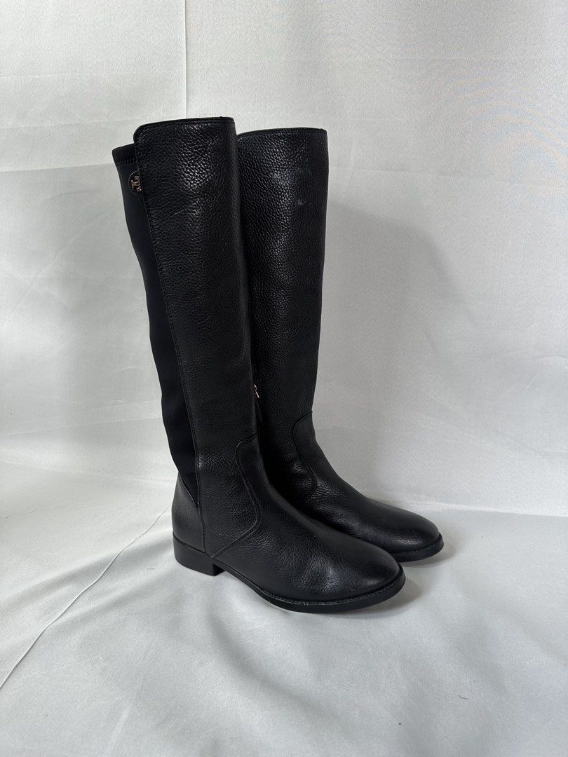 Tory Burch Selden Stretch Leather Riding Boots (Category: Boots) located in Cabanglasan. Submitted by thefashiongarage.co (Listing ID 1469602309, Image 3). Description: Title - Tory Burch Model/Name - Selden Stretch Leather Riding boost Size on Tag - 7M - Size 7 US - Medium Width Conditiion - Excellent Condition with normal sign of wear Category- Riding Boots/ Casual Fitting - Slim Stretch Made in - China Material - Leather Color - Black Design -