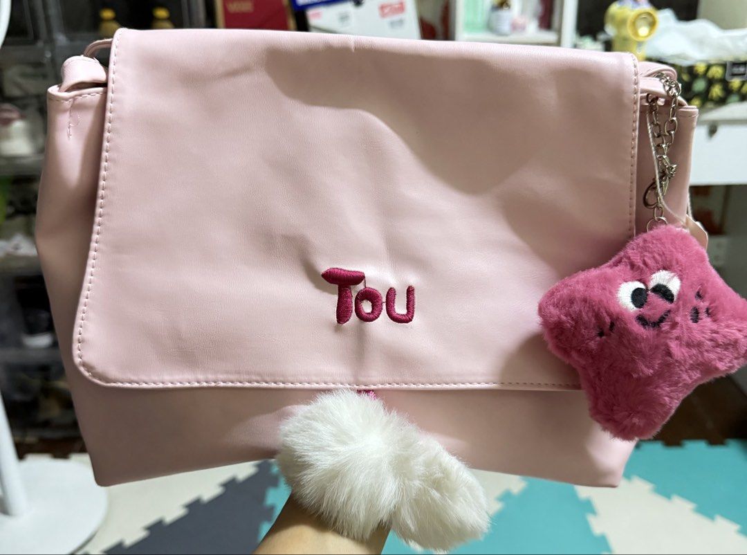 Tote Bag (Category: Tote Bags) located in Manila. Submitted by iceyness1984 (Listing ID 1469730997, Image 3). Description: .