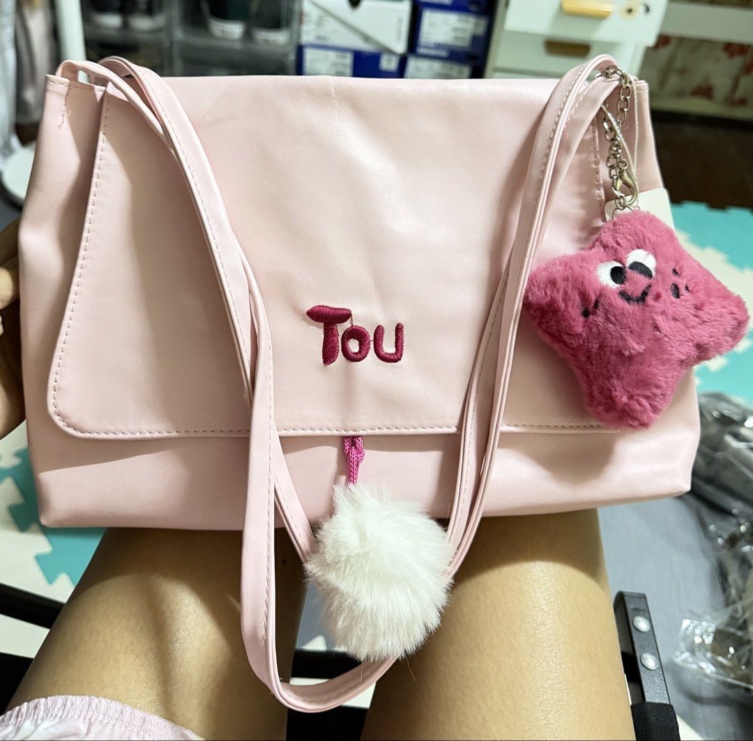 Tote Bag (Category: Tote Bags) located in Manila. Submitted by iceyness1984 (Listing ID 1469730997, Image 2). Description: .