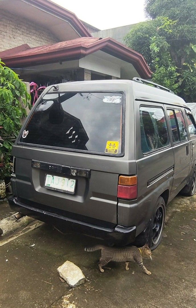 Toyota LiteAce (Category: Used Cars) located in Manila. Submitted by sophiamarc85717 (Listing ID 1469608284, Image 2). Description: 🚐 TOYOTA LITE ACE FOR SALE / SWAP 💰 Price: ₱65,000 — Negotiable 🔄 Swap: Suzuki FB Type 📌 ISSUES / DETAILS: • Sliding Door: Sliding rail/railing lang ang may sira. • Registration: Hindi na nagamit mula nang mapaso ang rehistro. • deed of sale: open ang deed of sale nito 📩 PM for more details and actual condition.