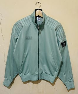 (Kategori: ) berada di . Dikirim oleh complex_store14 (ID iklan 1469684090, Gambar 1). Deskripsi: .