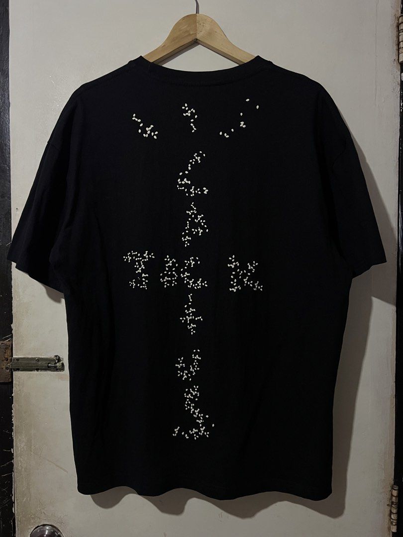 TRAVIS SCOTT CACTUS JACK MCDONALDS SHIRT (Category: Tshirts & Polo Shirts ) located in Manila. Submitted by dailystrategythrift (Listing ID 1469716841, Image 2). Description: WTS ‼️ TRAVIS SCOTT CACTUS JACK X MCDONALDS SIZE XL ON TAG WIDTH - 23 LENGTH - 29 EXCELLENT CONDITION💯❤️ PRICE - 📩 LOCATION LASPIÑAS CITY 📍📍 DM FOR PURCHASE 📩📩.
