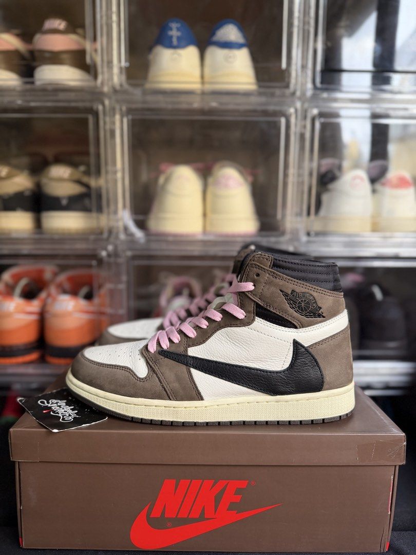 Travis Scott Jordan 1 High Mocha (Category: Sneakers) located in Taguig. Submitted by iyanteranyax (Listing ID 1469717416, Image 1). Description: Travis Scott Jordan 1 High Mocha Size 10.5 Used 35k 📍taguig.