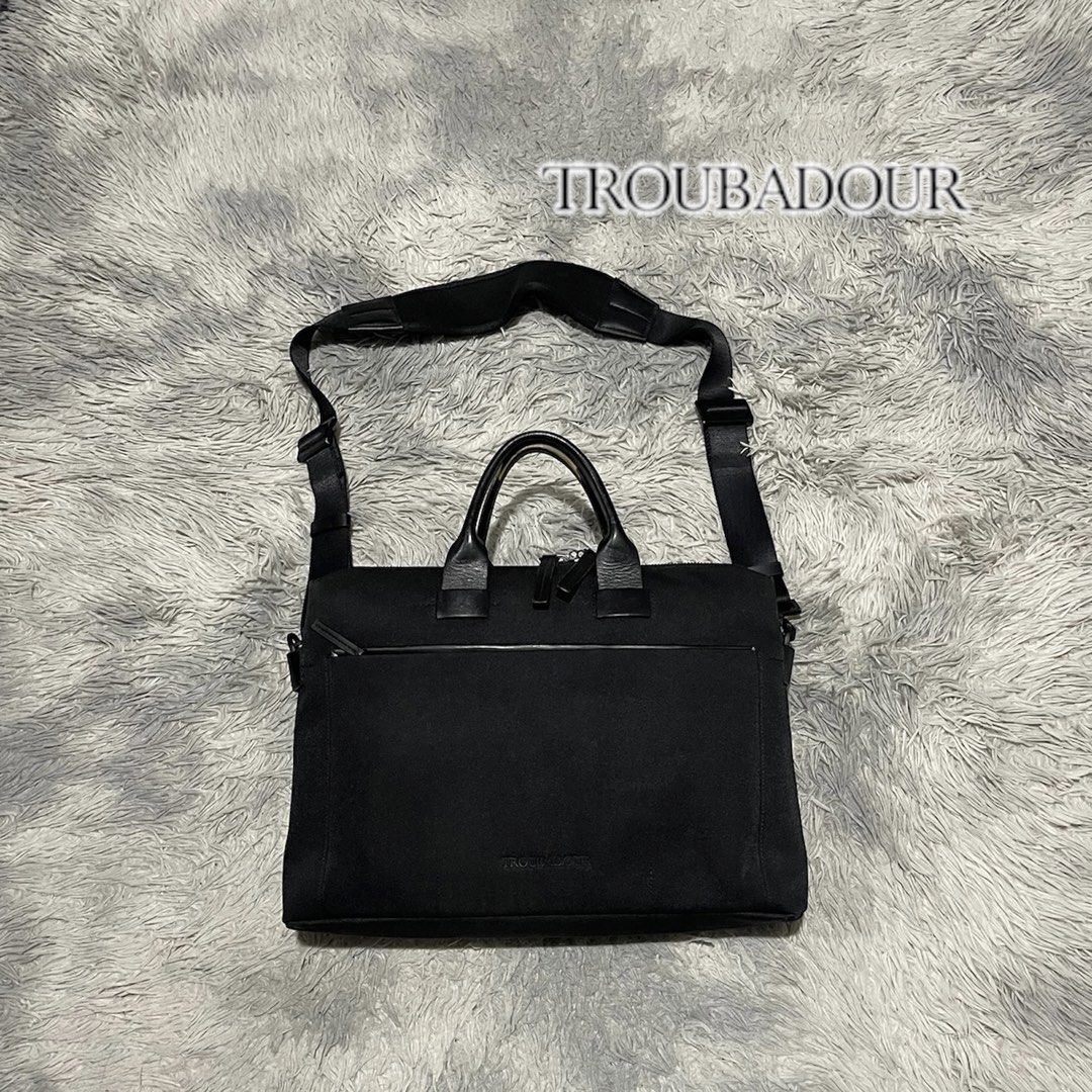 TROUBADOUR London 2way Briefcase (Category: Briefcases) located in Bauang. Submitted by thriftypockets92 (Listing ID 1469712491, Image 1). Description: .