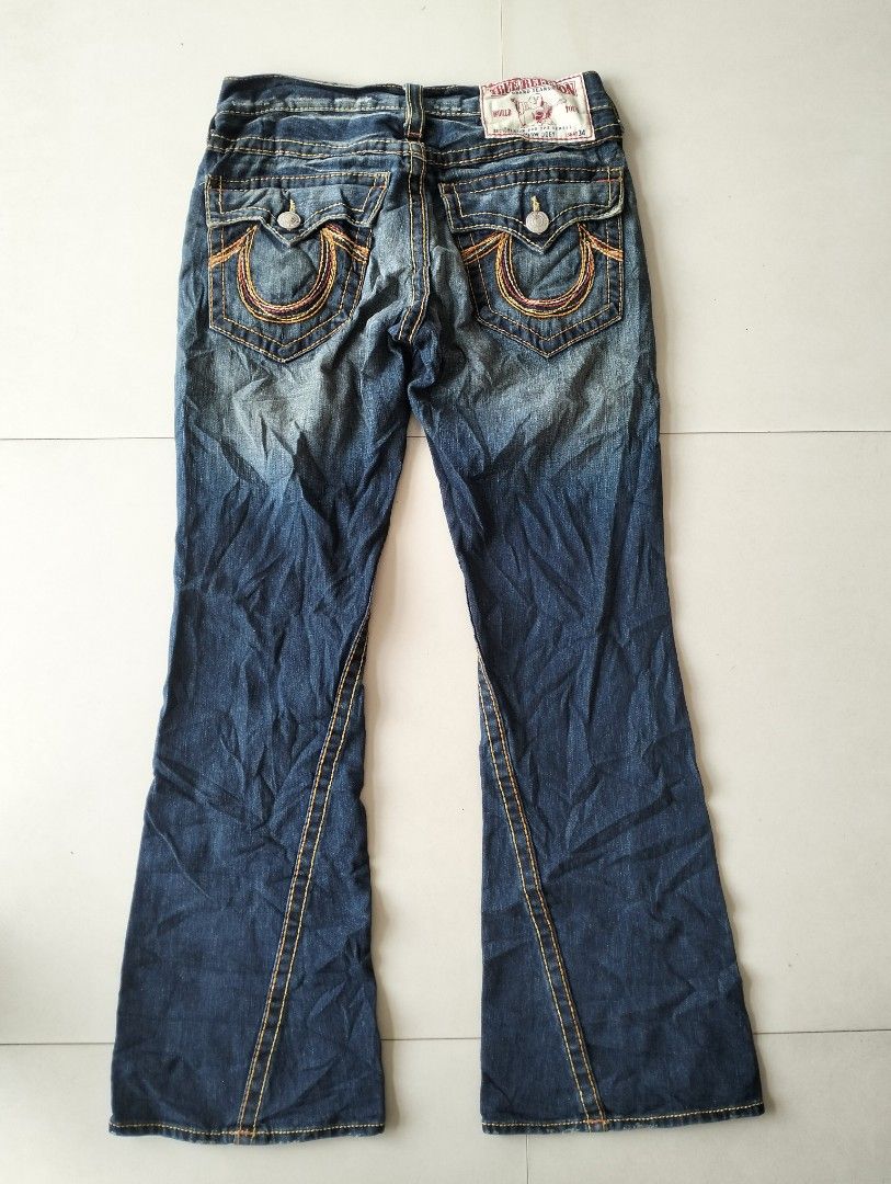 True religion rainbow joey (Category: Jeans) located in San Carlos City. Submitted by guioverlua72920 (Listing ID 1469600037, Image 2). Description: Tr rainbow joey Seat 34 31 on tag W34 L42 Leg opening Excellent condition No issue ₱2500 free shipping Location San Carlos city Negros Occidental.