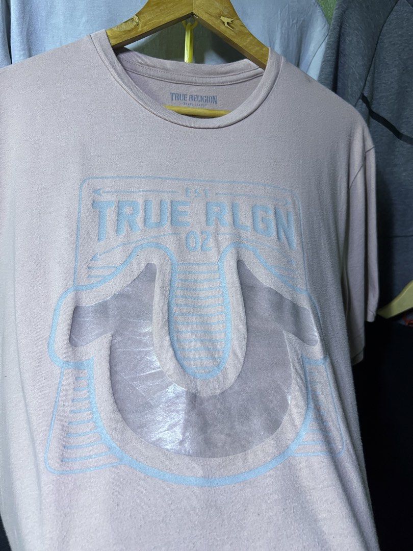 True religion shirt (Category: Formal Shirts) located in Balamban. Submitted by jersey033 (Listing ID 1469698088, Image 3). Description: No issue As new .