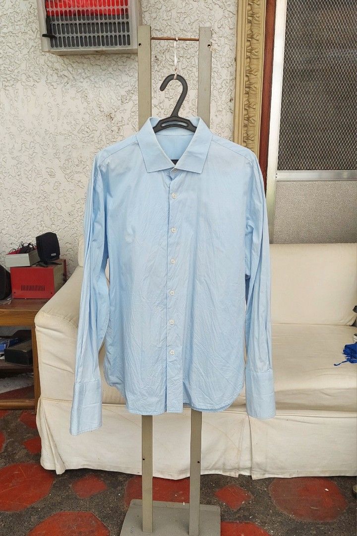 Unbranded Long Sleeve, Size L (Category: Formal Shirts) located in Quezon City. Submitted by donjie (Listing ID 1469675377, Image 1). Description: Men's Long Sleeve Size L Unbranded With Collar wear.