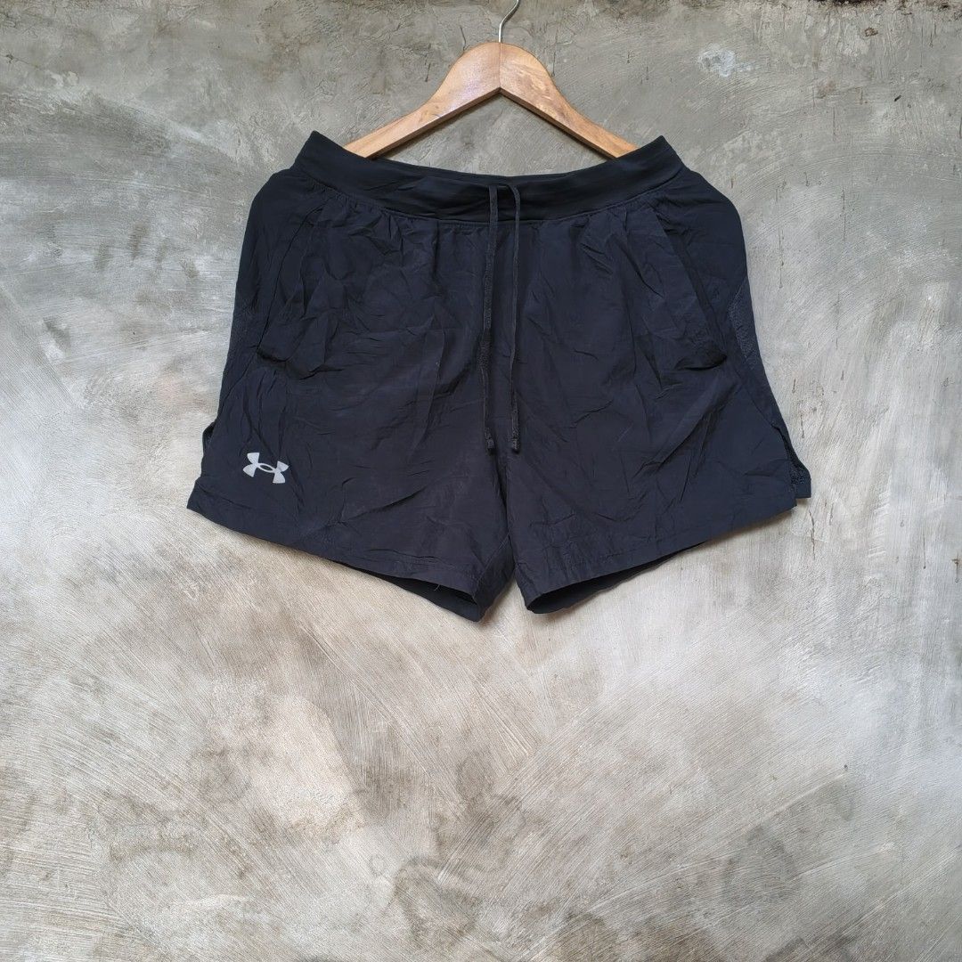 UNDER ARMOUR RUNNING SHORT (Category: Shorts) located in Polomolok. Submitted by cjramada (Listing ID 1469615694, Image 1). Description: UNDER ARMOUR RUNNING SHORT ‎ ‎Excellent Condition ‎Size - Medium ‎Waistline - 28-30 Length - 14 ‎Color Rate - 9.8/10 ‎No Issues 💯 ‎ ‎₱499+SF📩 ‎.