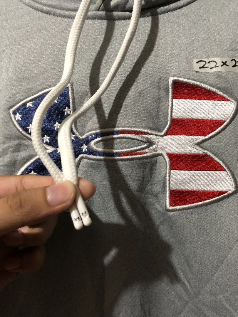 Under Armour USA Hoodie (Category: Hoodies) located in Manila. Submitted by raremountain00 (Listing ID 1469750747, Image 3). Description: Authentic Excellent condition Large to xl fit No issue.