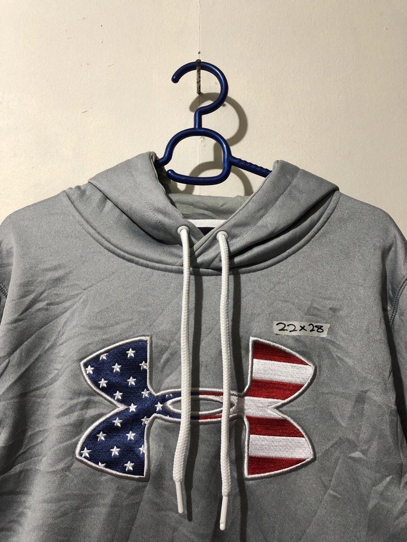Under Armour USA Hoodie (Category: Hoodies) located in Manila. Submitted by raremountain00 (Listing ID 1469750747, Image 2). Description: Authentic Excellent condition Large to xl fit No issue.