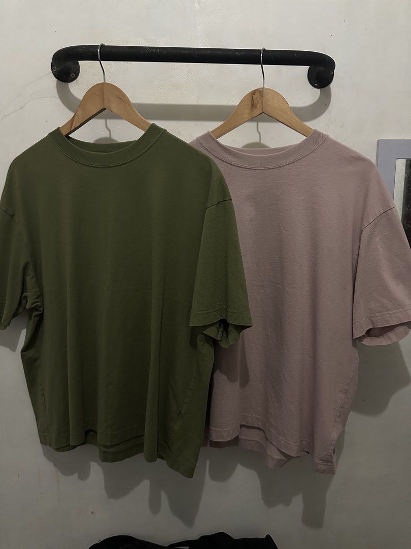 Uniqlo Boxy Cropped XL (Category: Tshirts & Polo Shirts ) located in Cainta. Submitted by wornagain.ph (Listing ID 1469658463, Image 2). Description: Uniqlo Boxy Cropped XL used thrice both excellent condition rfs: lost weight haha.