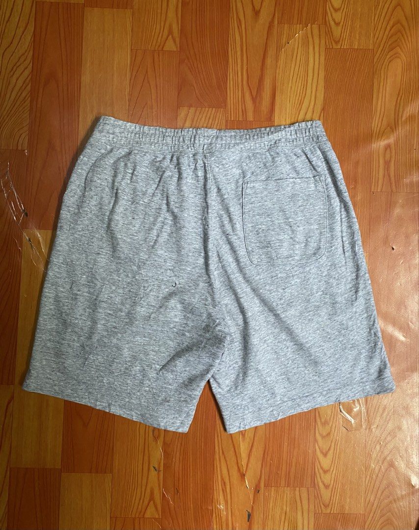 Uniqlo cotton short AiRsm (Category: Shorts) located in Cebu City. Submitted by jerianix (Listing ID 1469701791, Image 3). Description: Uniqlo cotton short AiRsm Size large W34-36 L19 Excellent condition No issues .