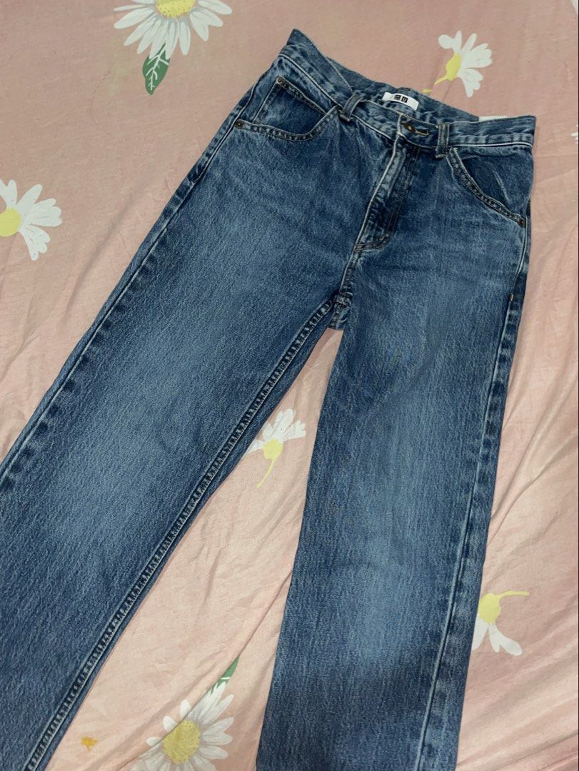UNIQLO DENIM PANTS (Category: Jeans) located in Quezon City. Submitted by xoxocol (Listing ID 1469576509, Image 1). Description: UNIQLO DENIM PANTS NEVER BEEN WORN.