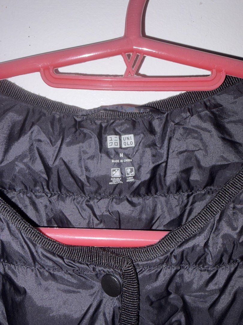 Uniqlo Puffer Vest (Category: Vests) located in Manila. Submitted by serra_shop (Listing ID 1469678938, Image 3). Description: UNIQLO DOWN VEST SIZE: MEDIUM Shell: 100% nylon Filling: 90% down, 10% feathers Lining: 100% nylon Size: M (bust 80–86 cm) Courier: J&T Location: Pampanga .