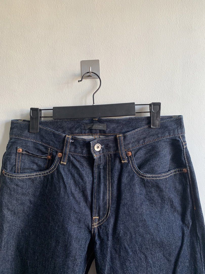 Uniqlo Raw Denim Jeans (Category: Jeans) located in Tanauan. Submitted by ohnemiguel69 (Listing ID 1469715009, Image 2). Description: Uniqlo Raw Denim Jeans No issue Washed already W- 32 L- 39 Leg Open- 7.5 ₱800+SF 📍TANAUAN CITY BATANGAS📍.