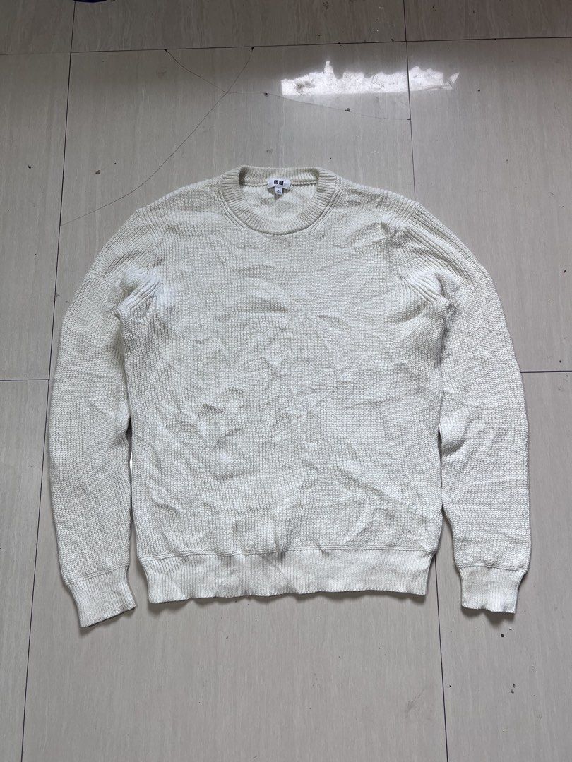 Uniqlo Ribbed Crew Neck knitted (Category: Longsleeves) located in Zamboanga. Submitted by safe.haimer (Listing ID 1469684637, Image 1). Description: - Brand: Uniqlo - Item: Crew neck sweater / jumper - Color: Off-white - Size: L - Texture: Chunky ribbed knit all over - Fit: Classic fit with long sleeves - Condition: Excellent, includes fabric care tags - Style: Simple everyday wear.