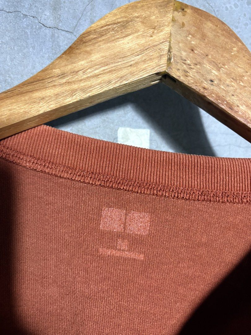 Uniqlo Rusty Brown Shirt (Category: Tshirts & Polo Shirts ) located in Aparri. Submitted by bry_thrifts (Listing ID 1469684804, Image 3). Description: Width: 20.5” Length: 28” Color rate: 10/10 Condition: 10/10 Issue: None.