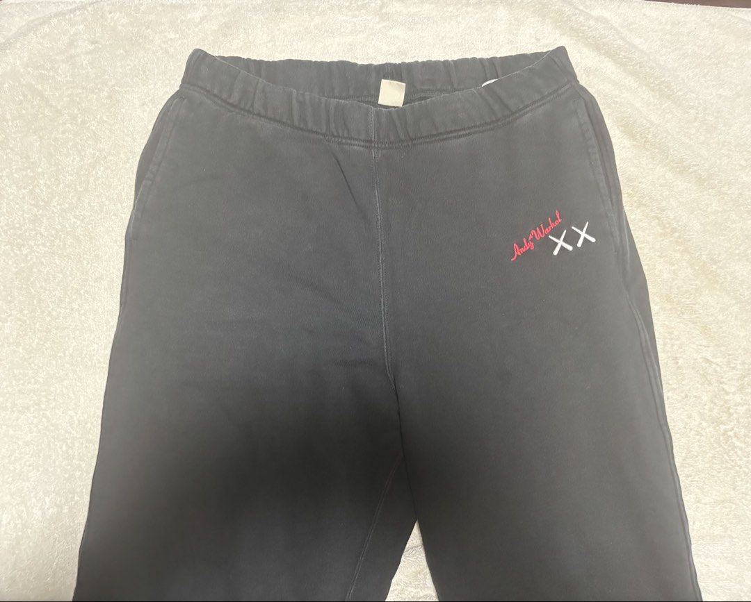 UNIQLO x Andy Warhol Sweatpants (Category: Joggers) located in Quezon City. Submitted by ravalotyru50071 (Listing ID 1469716759, Image 1). Description: FOR SALE: UNIQLO x Andy Warhol Sweatpants Brand: UNIQLO x Andy Warhol Collaboration Size: Medium (M) Price: ₱450 (Negotiable) Condition: Used, but still in decent condition Selling my black UNIQLO x Andy Warhol collab sweatpants. 📩 DM me if interested or want more details Lalamove available Meetu
