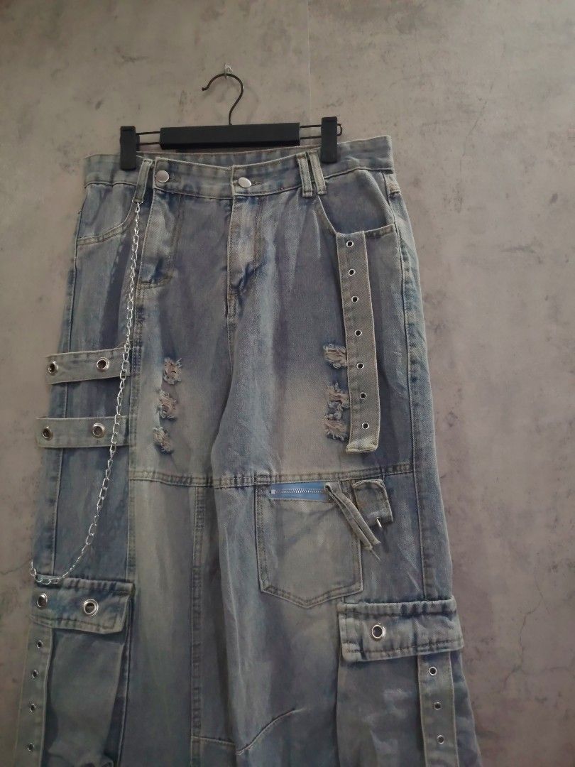 Unisex cargo blue (Category: Jeans) located in Dasmarinas. Submitted by brixx_wear (Listing ID 1469616379, Image 3). Description: DETAILS : HARD DENIM. [NO ISSUE] GCASH PAYMENT DETAILS INDICATED ON THE PHOTO NO COD, PAY AS YOU ORDER BASIS OPEN FOR ALTER ADD 50PHP [ PREFERRED SIZE ] COURIER J&T AND LALAMOVE +SHIPPING / DELIVERY FEE !REMINDERS! Color may slightly different due to lighting & phone adjustments. — LOCATION DASMA CAVITE.