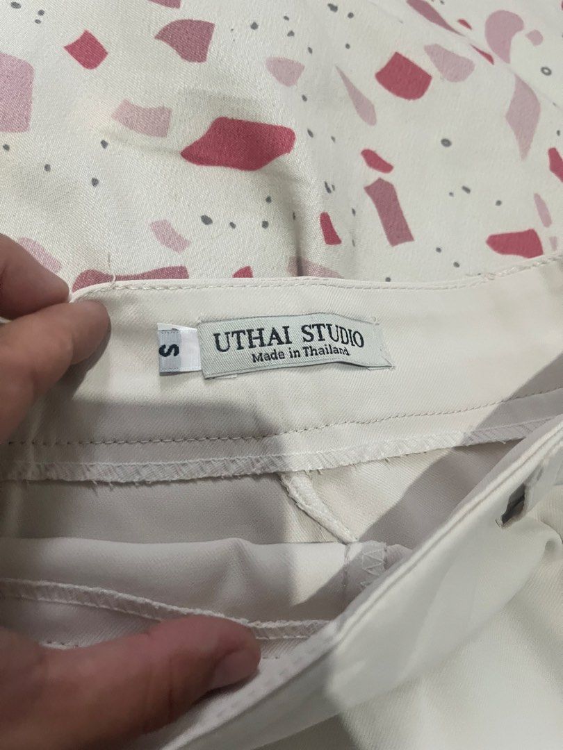 UTHAI STUDIO CREAM/SKORT (Category: Skirts) located in Batangas. Submitted by mthrifts. (Listing ID 1469657678, Image 2). Description: Bought it from bkk pasabuy, RFS. Masikip sakin 🥹para makabili ng mas kasya 🤣 Small on tag 24-25 .