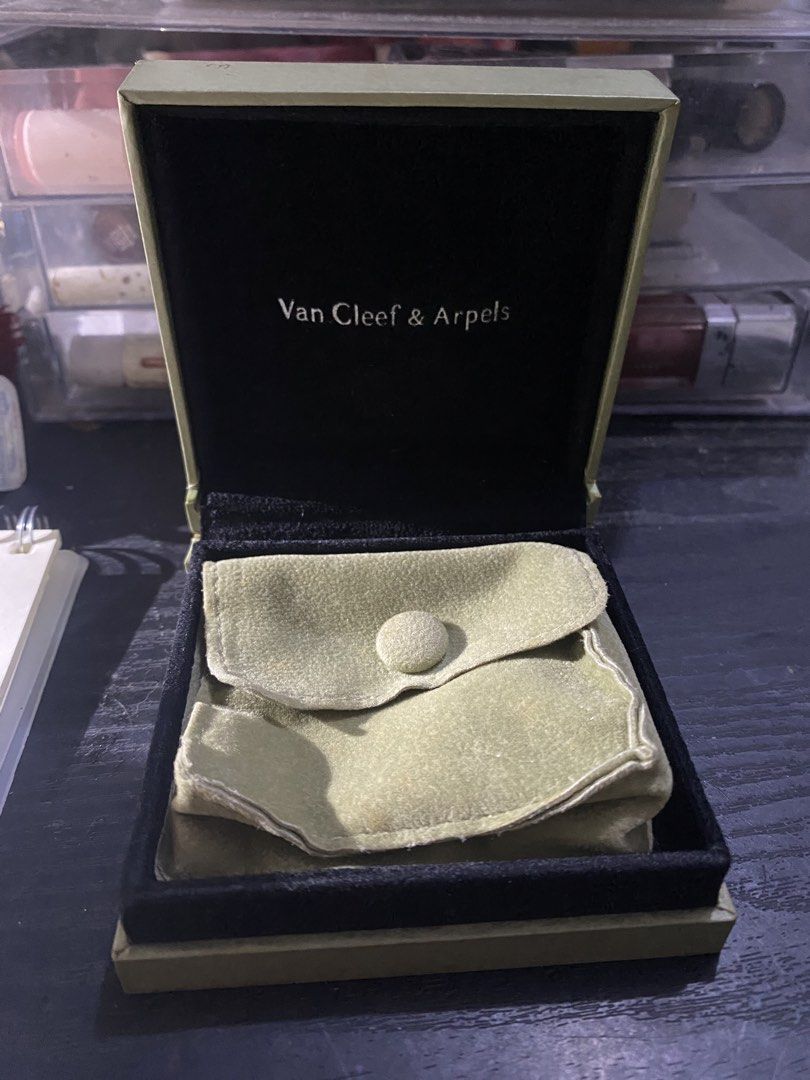 Van Cleef & Arpels Earrings and Ring Set (Category: Necklaces) located in Quezon City. Submitted by ysabelashoppingaddict (Listing ID 1469684393, Image 3). Description: - Authentic Van Cleef & Arpels collection - Includes diamond pave bands and hoop earrings - Clean condition with minimal wear - Stored properly in velvet-lined boxes - Complete with original branded boxes and green suede pouches .