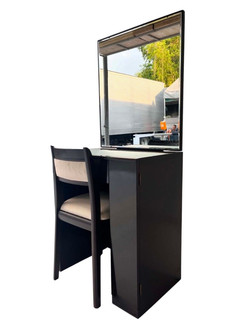 Vanity Dresser with Mirror + Chair (Category: Shelves, Cabinets & Racks) located in Mexico. Submitted by mgracejapansurplus (Listing ID 1469582690, Image 2). Description: Vanity Dresser with Mirror + Chair ✨ - Modern sleek design — dark finish frame with natural wood drawers - Large clear mirror, spacious tabletop, pull-out drawer + 3 side drawers - Includes matching chair — comfortable cushioned seat - Dimensions: L24" × W16" × H56" - Compact, f