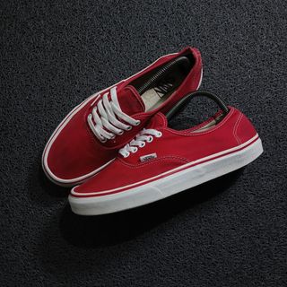(Category: ) located in . Submitted by sapatos_series (Listing ID 1469729739, Image 1). Description: .
