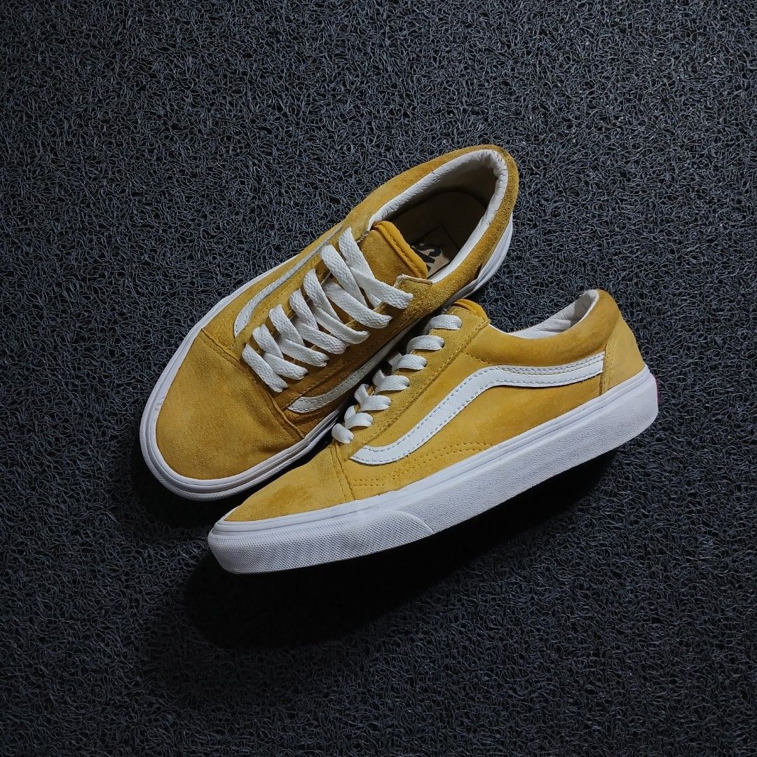 Vans Old Skool Mustard Yellow Suede Sneakers (Category: Sneakers) located in Cagayan de Oro. Submitted by sapatos_series (Listing ID 1469740233, Image 1). Description: V4NŚ 0S PlGSŪĒDĒ "G0LDEN YELL0W" 🔥 us6 eur38 24cm 1199 +sf.