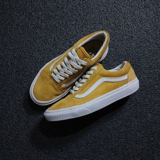 (Category: ) located in . Submitted by sapatos_series (Listing ID 1469740233, Image 1). Description: .