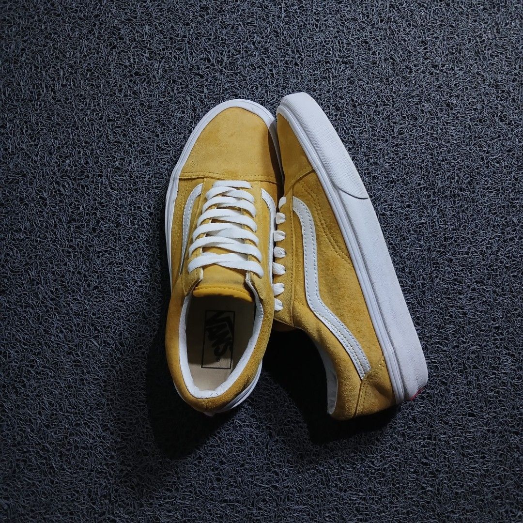 Vans Old Skool Mustard Yellow Suede Sneakers (Category: Sneakers) located in Cagayan de Oro. Submitted by sapatos_series (Listing ID 1469740233, Image 2). Description: V4NŚ 0S PlGSŪĒDĒ "G0LDEN YELL0W" 🔥 us6 eur38 24cm 1199 +sf.