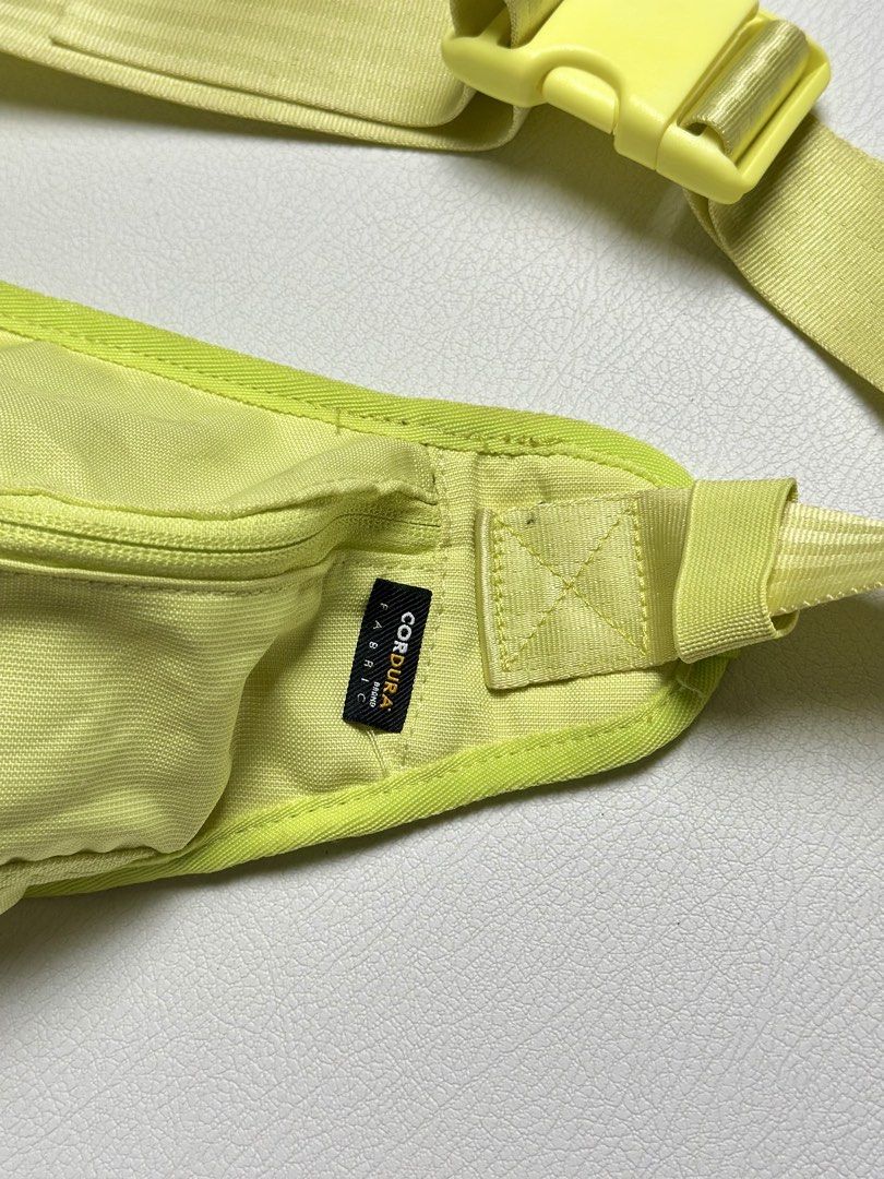 VANS x CORDURA (Category: Belt bags, Clutches and Pouches) located in General Santos City (Dadiangas). Submitted by uragon.apparel (Listing ID 1469749893, Image 3). Description: .