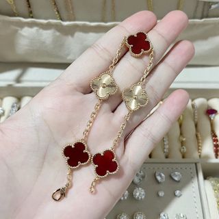(Category: ) located in . Submitted by curatedbykhy (Listing ID 1469689355, Image 1). Description: .