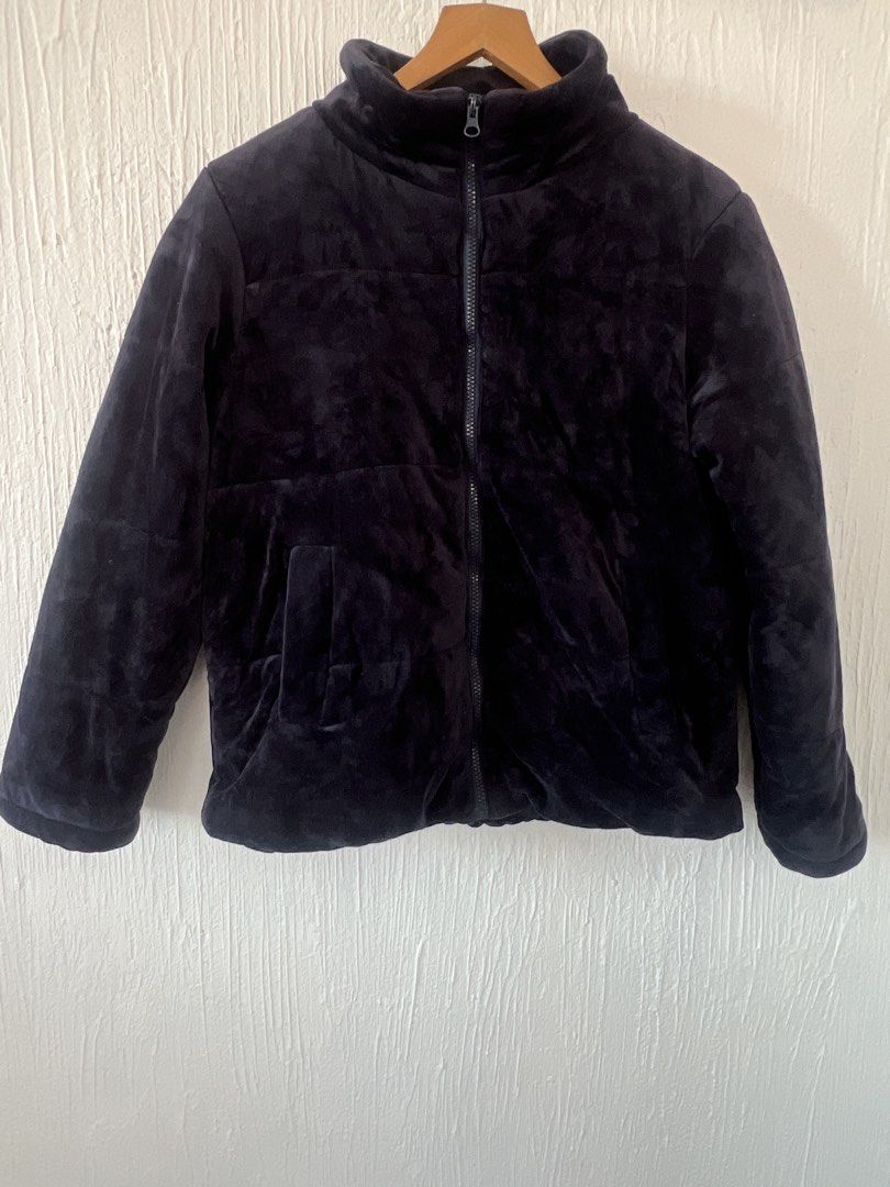 Velvet Quilted Winter/Autumn Jacket (Category: Coats, Jackets and Outerwear) located in Amadeo. Submitted by mavmadel (Listing ID 1469639511, Image 1). Description: -large size -like new -with minimal loose thread -color rate 10/10.