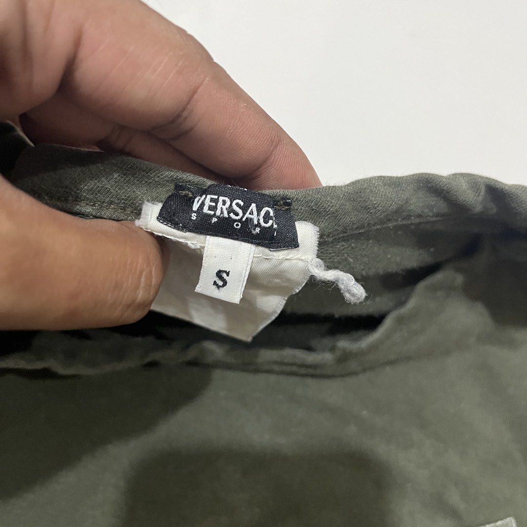 Versace Sport (Category: Tshirts & Polo Shirts ) located in Bacoor. Submitted by manonghits_2000 (Listing ID 1469619796, Image 2). Description: Vintage Versace Sport (Guaranteed Authentic) 19x26 Good fade Hairlines Claim 150.