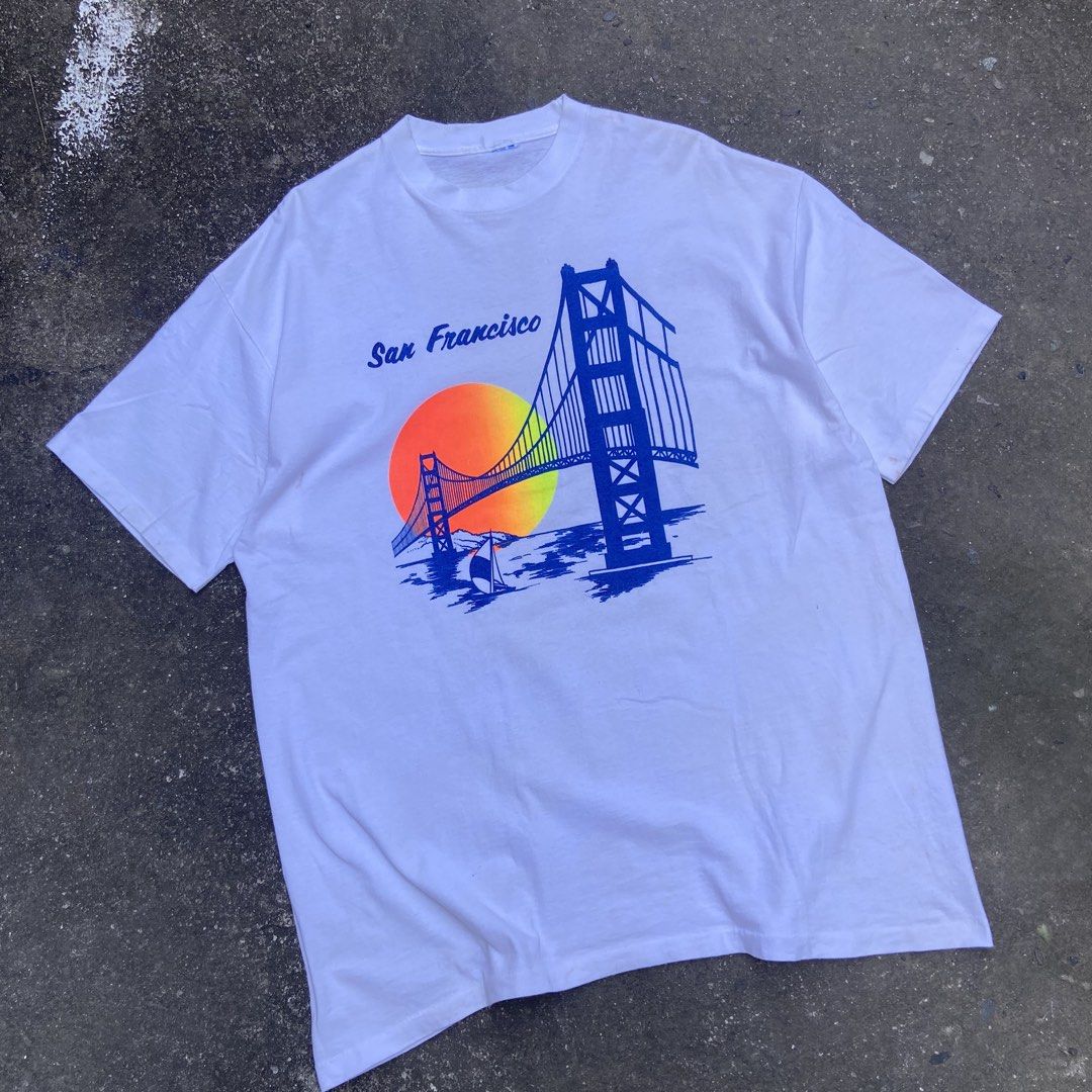 Vintage 1990’s Golden Gate Graphic Tee (Category: Tshirts & Polo Shirts ) located in Angeles City. Submitted by eriellynngotvintage (Listing ID 1469681370, Image 1). Description: 25x31 Fits Large Good Condition. See photo for details 330 Angeles City Pampanga.