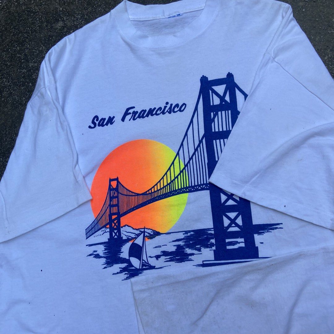 Vintage 1990’s Golden Gate Graphic Tee (Category: Tshirts & Polo Shirts ) located in Angeles City. Submitted by eriellynngotvintage (Listing ID 1469681370, Image 3). Description: 25x31 Fits Large Good Condition. See photo for details 330 Angeles City Pampanga.