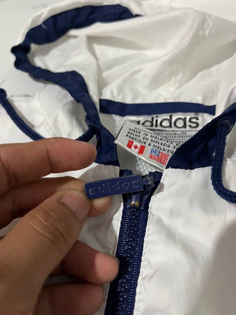 Vintage Adidas Jacket (Category: Coats, Jackets and Outerwear) located in Siniloan. Submitted by kennethrubis (Listing ID 1469718314, Image 3). Description: 📐DIMES: W27.5 L front 21 L back 31.5 ✨IN VERY GOOD CONDITION 📍SINILOAN LAGUNA LOCATION 🚚WE SHIP VIA J&T.