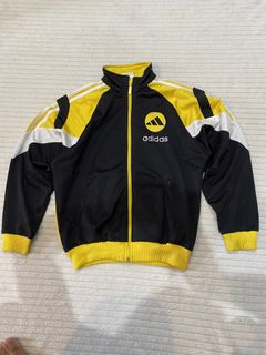 (Category: ) located in . Submitted by 9th.street.thrift (Listing ID 1469643845, Image 1). Description: .