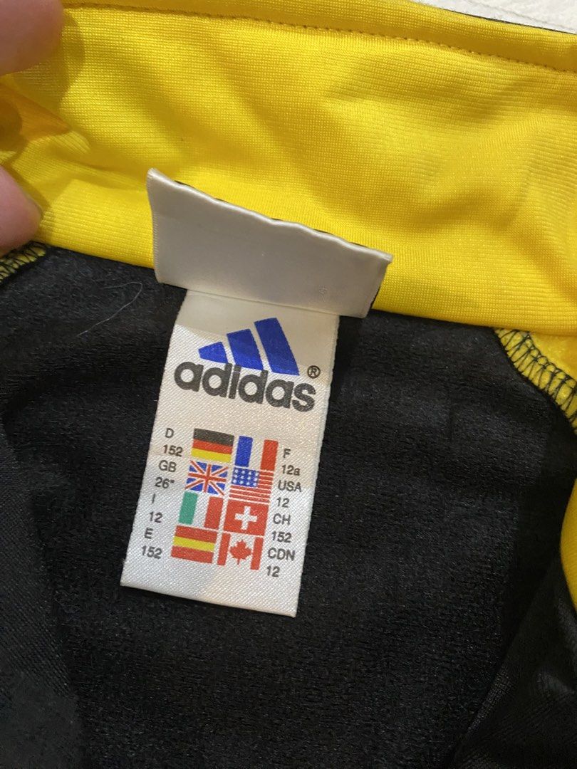 Vintage adidas track jacket (Category: Coats, Jackets and Outerwear) located in Tanza. Submitted by 9th.street.thrift (Listing ID 1469643845, Image 3). Description: Vintage Adidas 90s Tracksuit jacket Good as new No issue Small 20x23 .