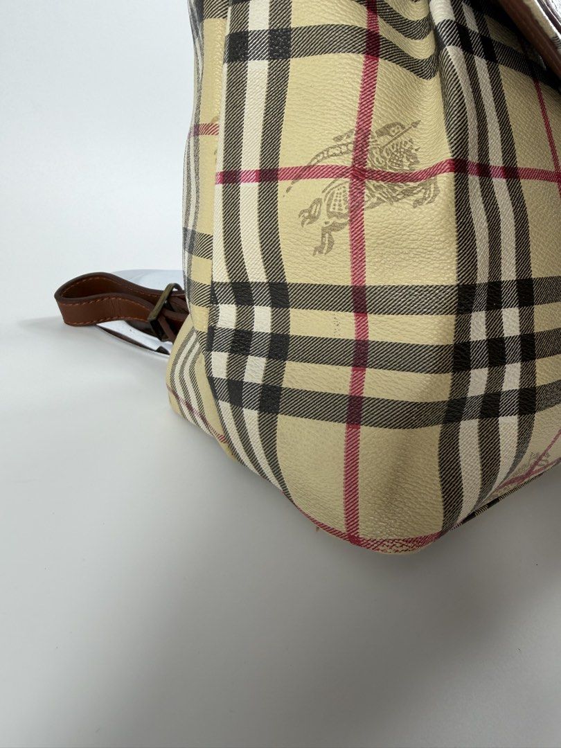 Vintage Burberrys - Bagpack (Category: Luxury Bags & Wallets) located in Mabalacat. Submitted by seanthep (Listing ID 1469651229, Image 3). Description: Clean inside and out No inclusions Bag only.