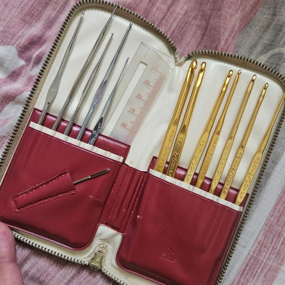 Vintage Clover Hook Set (Category: Craft Supplies & Tools) located in Manila. Submitted by stitcherry (Listing ID 1469667605, Image 1). Description: Vintage Clover Hook Set for sale! 600 only ✨️.