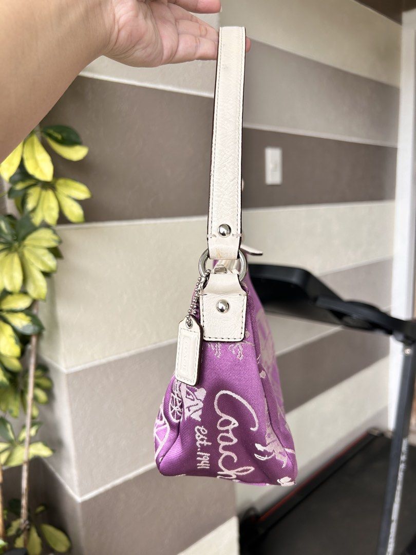 vintage Coach purple canvas y2k (Category: Purses & Pouches) located in Baguio. Submitted by aa_kapreloved (Listing ID 1469714161, Image 2). Description: .