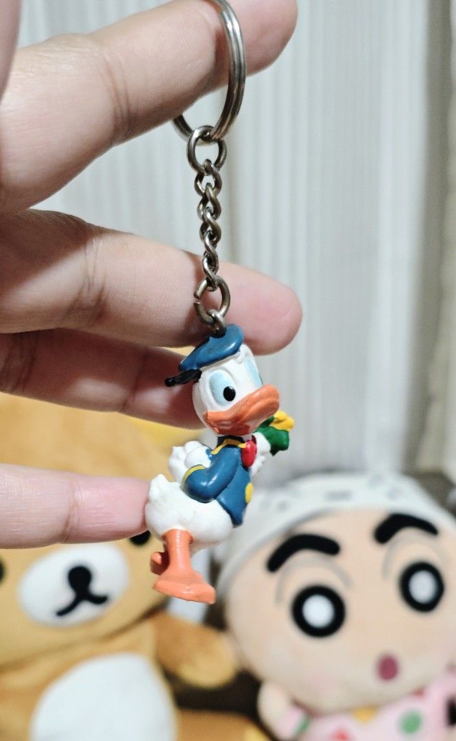 Vintage Donald Duck Keychain (Category: Vintage Collectibles) located in Manila. Submitted by yourfavoritethings7 (Listing ID 1469698933, Image 3). Description: .