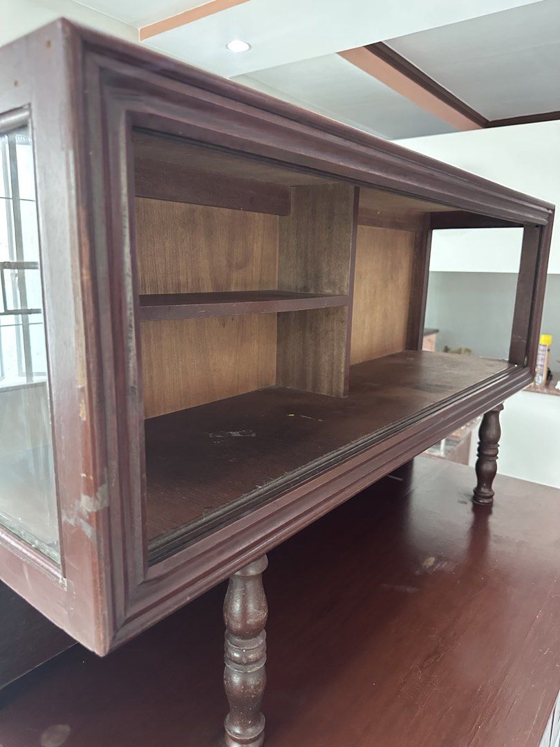 Vintage Kitchen Cabinet (Category: Other Home Furniture) located in Los Banos. Submitted by titoby (Listing ID 1469702764, Image 3). Description: Vintage cabinet Bought late 1960s.