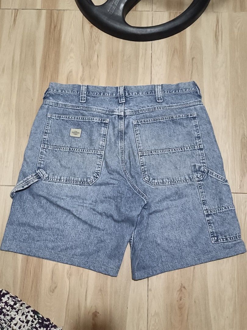 Vintage Lee Carpenter Jorts (Category: Shorts) located in Manila. Submitted by sigma.vtg (Listing ID 1469687305, Image 1). Description: Scratches, Altered Length, 38 waist 599 + sf.
